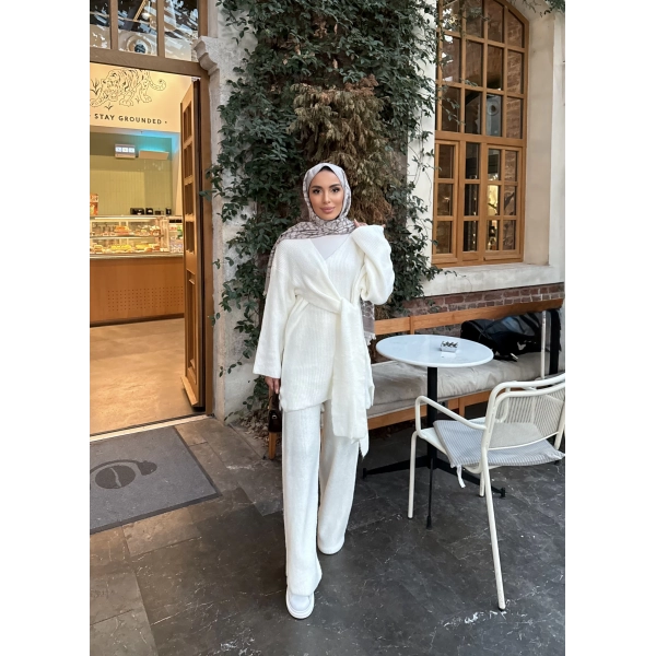 Fireya Bağlamalı Triko Takım - Ekru