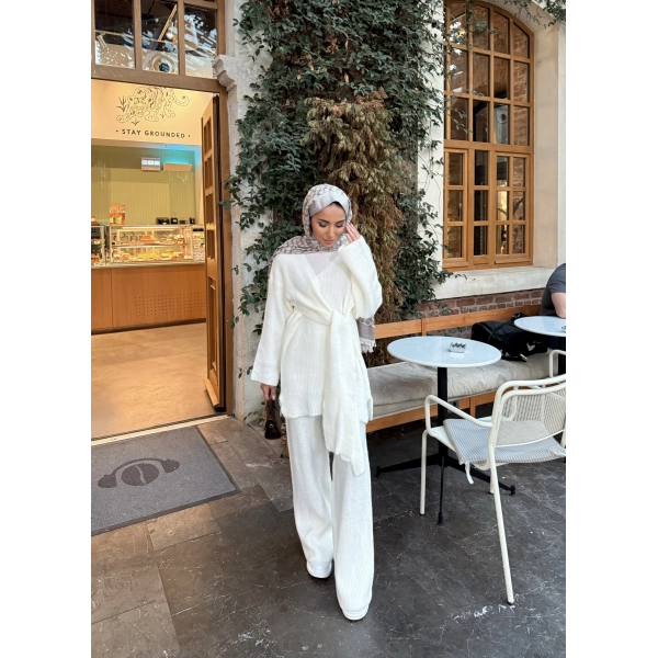 Fireya Bağlamalı Triko Takım - Ekru