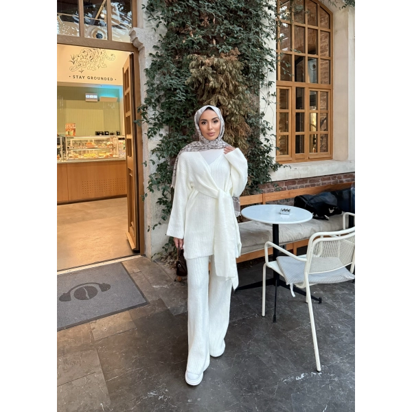 Fireya Bağlamalı Triko Takım - Ekru