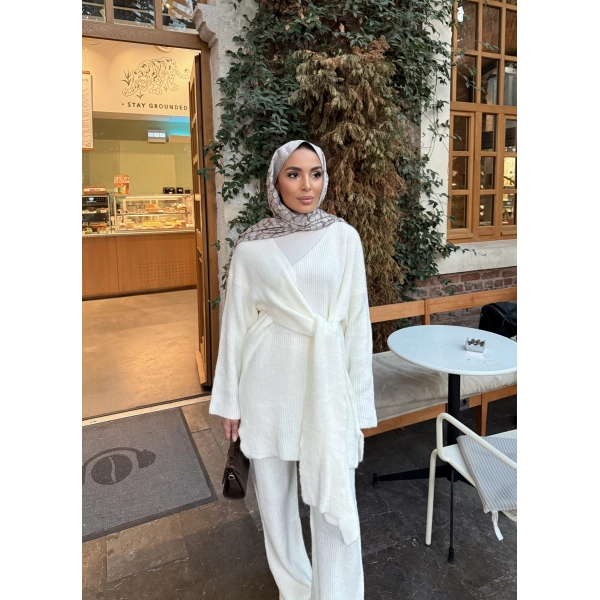 Fireya Bağlamalı Triko Takım - Ekru