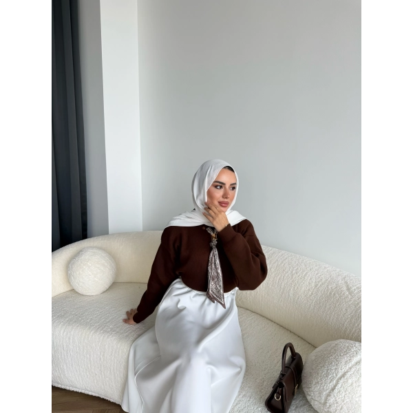 Fiyonklu Kazak - Acı Kahve