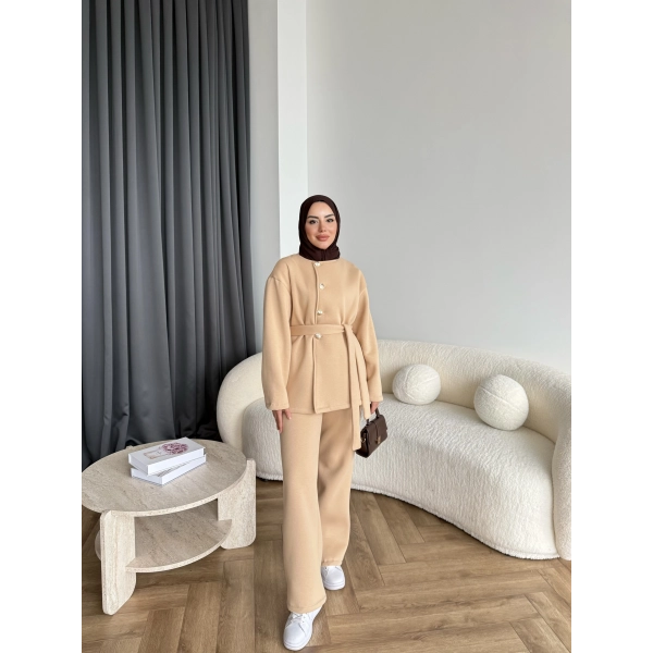 Gold Düğmeli 3 İplik Takım - Krem