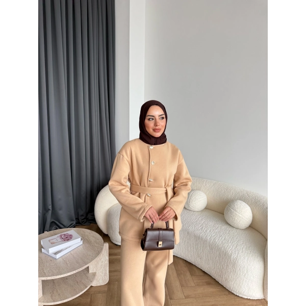 Gold Düğmeli 3 İplik Takım - Krem