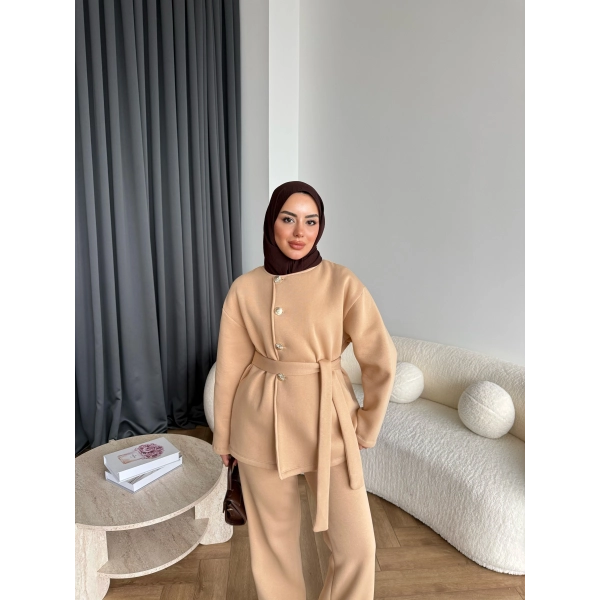 Gold Düğmeli 3 İplik Takım - Krem