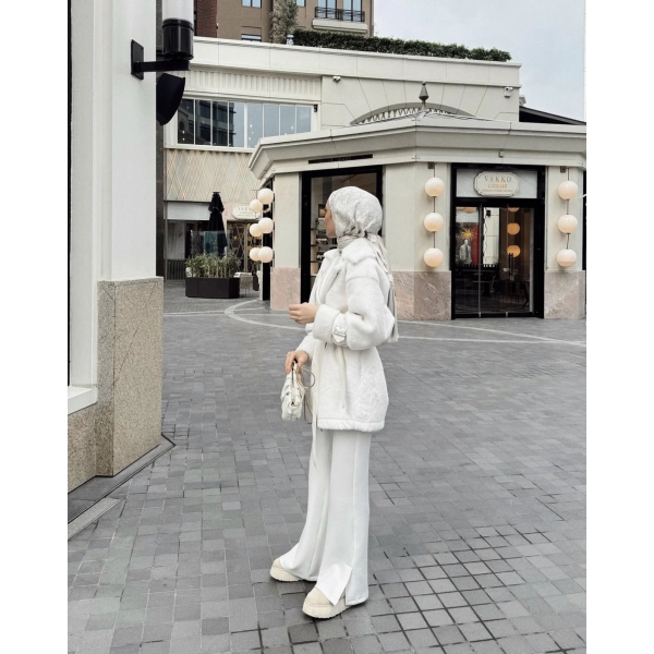 Goldie Peluş Mont - Beyaz