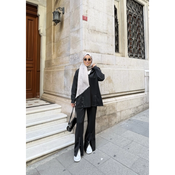 Kamar Düğmeli Takım - Siyah