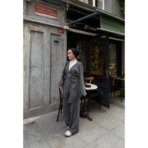 Kuşaklı Triko Takım - Gri