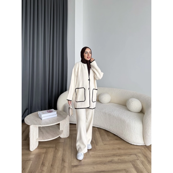 Kuzy Cepli Triko Takım - Bej