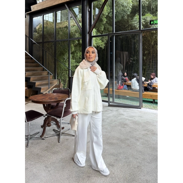 Loris Kürk Detaylı Triko Kap - Ekru