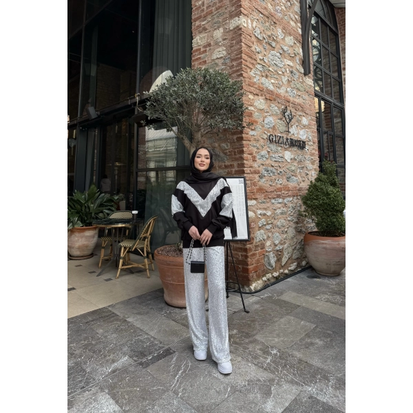 Molla Pul Detaylı Sweat Takım - Siyah