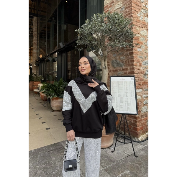 Molla Pul Detaylı Sweat Takım - Siyah
