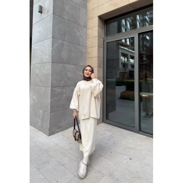 Nes Balon Kol Etekli Triko Takım - Bej