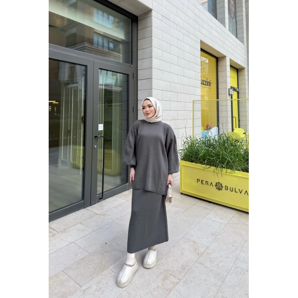 Nes Balon Kol Etekli Triko Takım - Haki