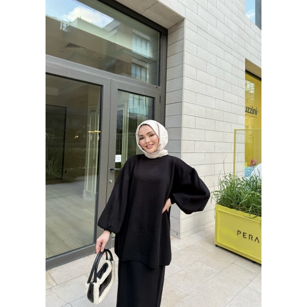 Nes Balon Kol Etekli Triko Takım - Siyah