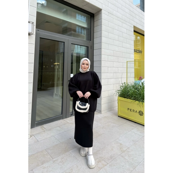 Nes Balon Kol Etekli Triko Takım - Siyah