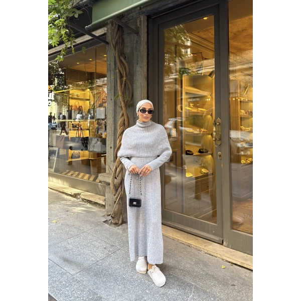 Nes Yaka Triko Elbise - Gri