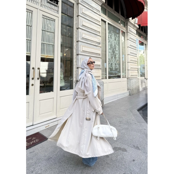 Nesren Arka Kısmı Düğmeli Trenç - Bej