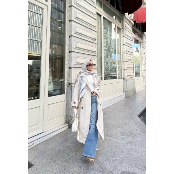 Nesren Arka Kısmı Düğmeli Trenç - Bej