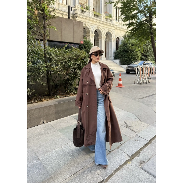 Nesren Arka Kısmı Düğmeli Trenç - Kahve