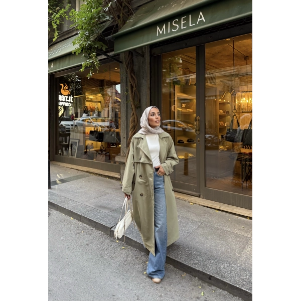 Nesren Arka Kısmı Düğmeli Trenç - Yeşil