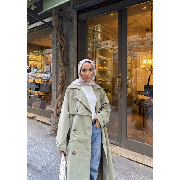Nesren Arka Kısmı Düğmeli Trenç - Yeşil