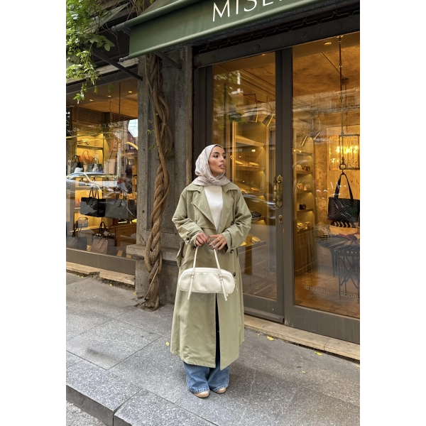 Nesren Arka Kısmı Düğmeli Trenç - Yeşil