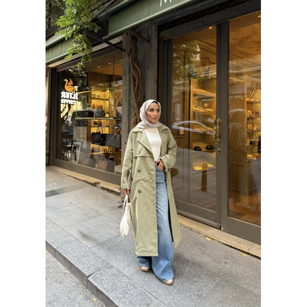 Nesren Arka Kısmı Düğmeli Trenç - Yeşil