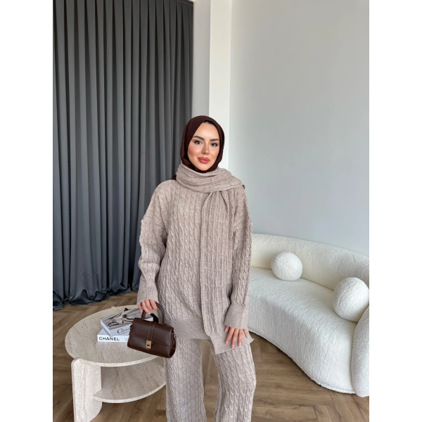 Örgü Atkı Detaylı Triko Takım - Vizon