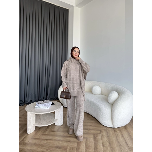 Örgü Atkı Detaylı Triko Takım - Vizon