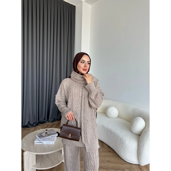 Örgü Atkı Detaylı Triko Takım - Vizon