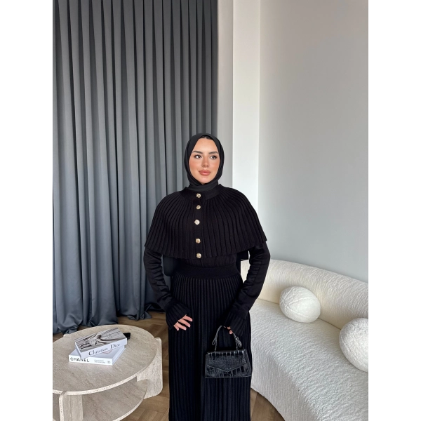 Piliseli Triko Elbise - Siyah