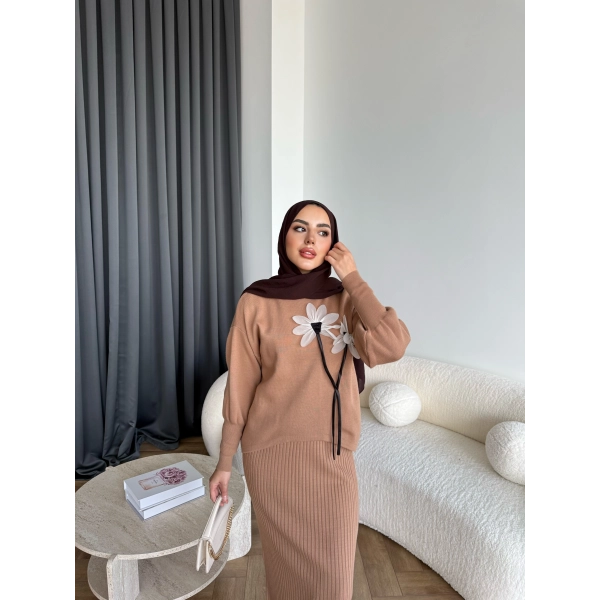 Pls-Çiçek Detay Jile Elbise - Camel