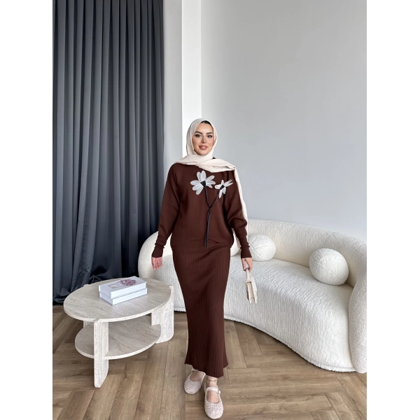 Pls-Çiçek Detay Jile Elbise - Kahve