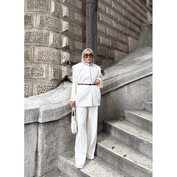 Roza Tüylü Yelek - Bej