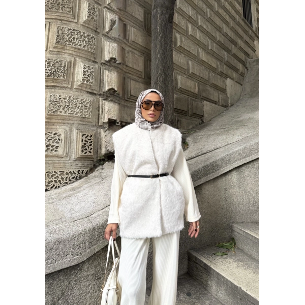 Roza Tüylü Yelek - Bej