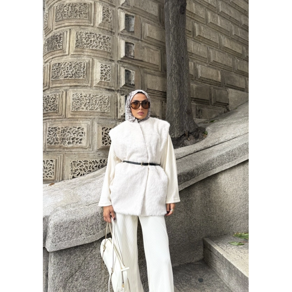 Roza Tüylü Yelek - Bej