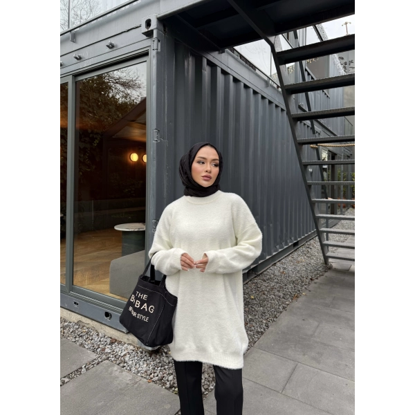 Sakallı Triko Tunik Kazak - Beyaz