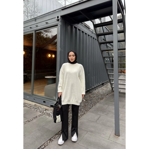 Sakallı Triko Tunik Kazak - Beyaz