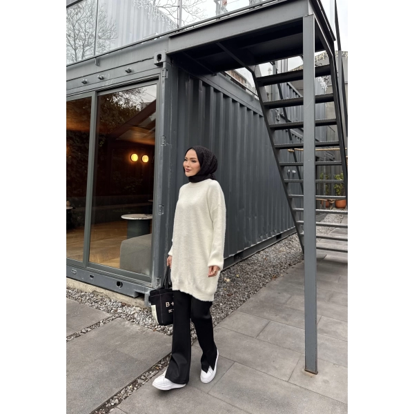 Sakallı Triko Tunik Kazak - Beyaz