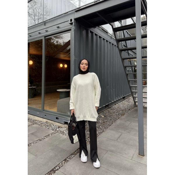 Sakallı Triko Tunik Kazak - Beyaz