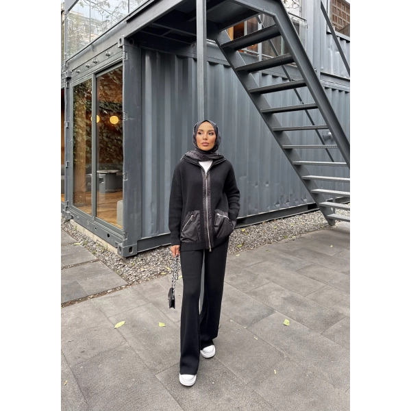 Selita Ön Fermuarlı Triko Takım - Siyah