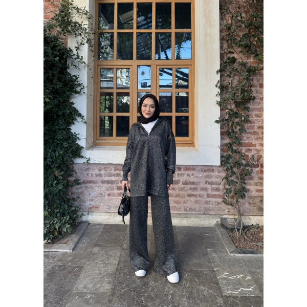 Simli Fermuarlı Triko Takım - Siyah