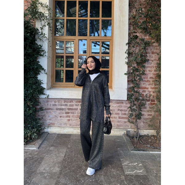 Simli Fermuarlı Triko Takım - Siyah