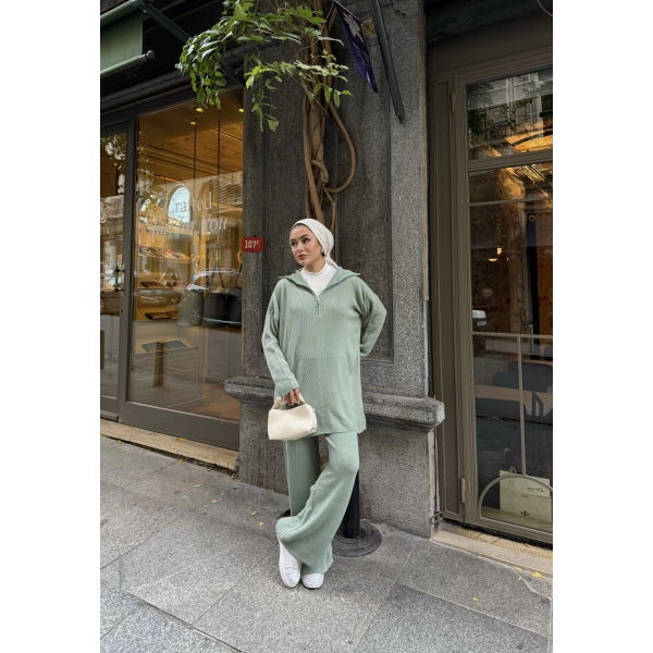 Sina Fermuarlı Takım - Çağla