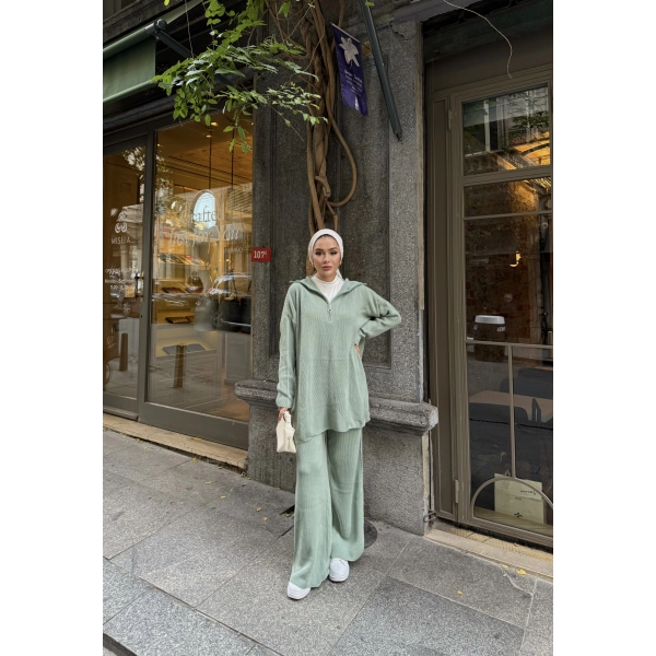 Sina Fermuarlı Takım - Çağla