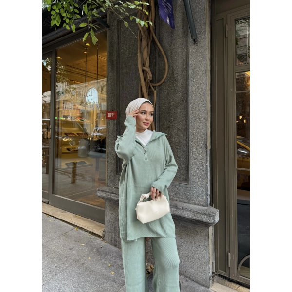 Sina Fermuarlı Takım - Çağla