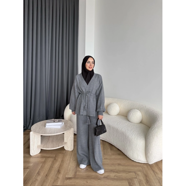 Sursula Ön Bağlamalı Triko Takım - Gri