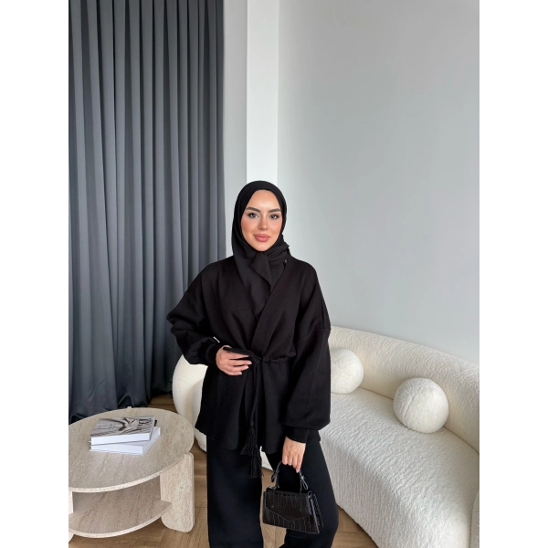 Sursula Ön Bağlamalı Triko Takım - Siyah