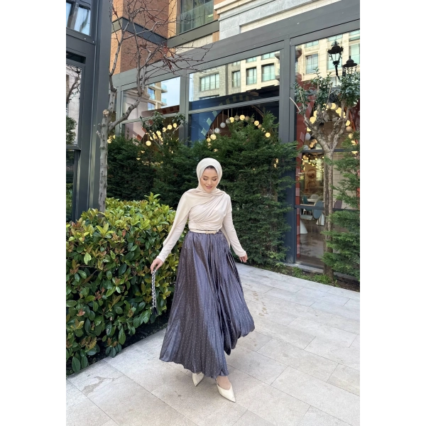 Taşlı Saten Etek - Gri