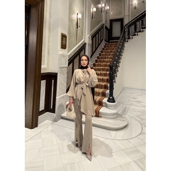 Werner Takım - Bej - ÖN SİPARİŞ 15 GÜN İÇİNDE GELİCEKTİR